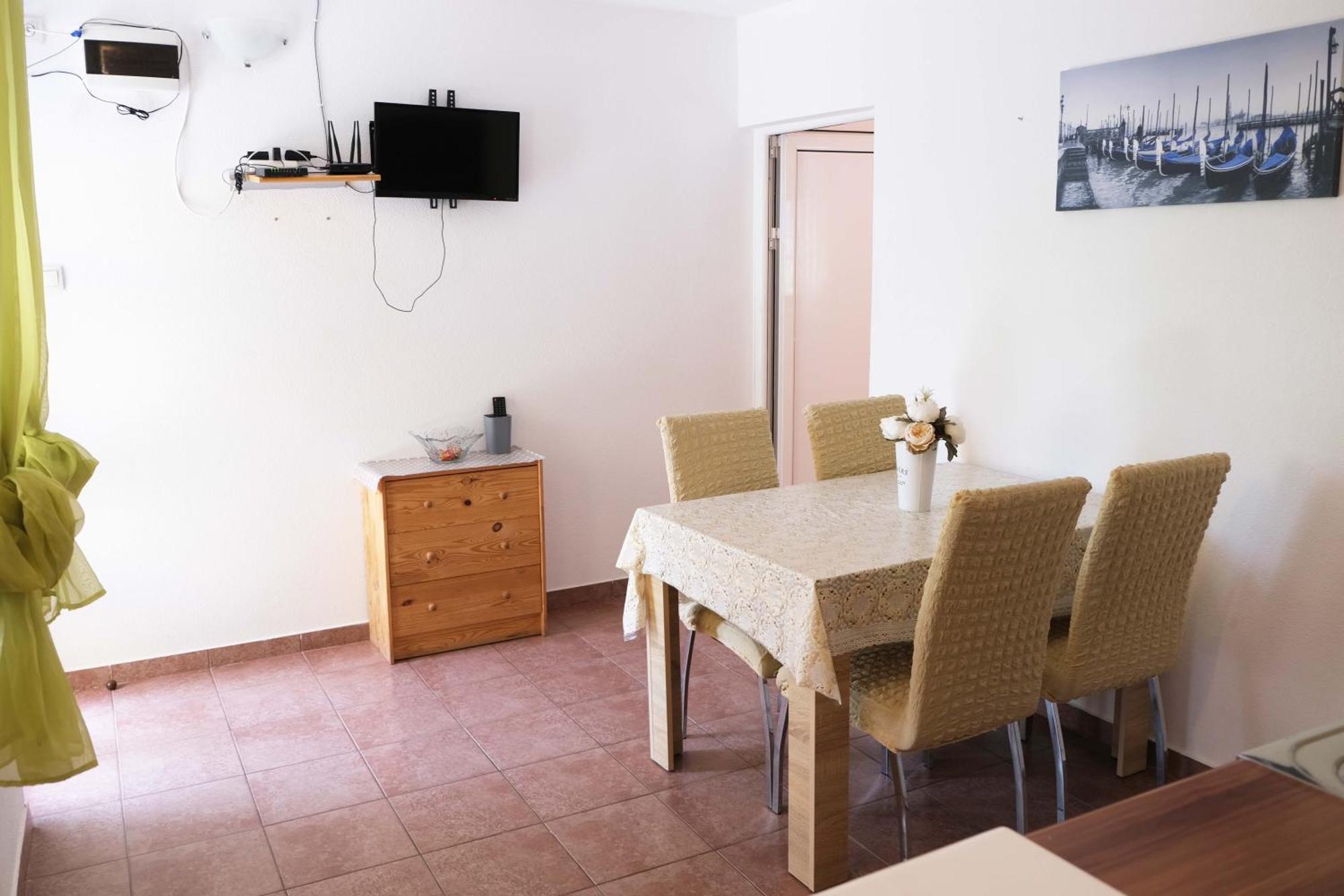 Apartmani Janosevic Sutomore Camera foto