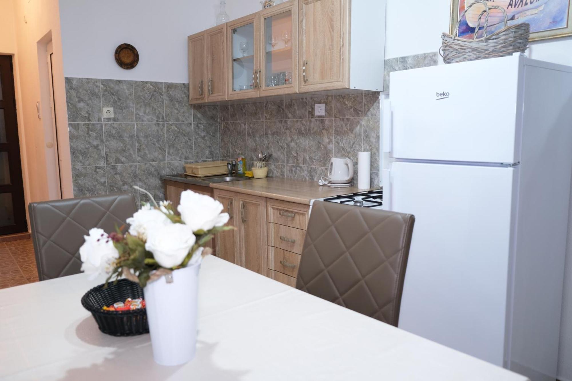 Apartmani Janosevic Sutomore Esterno foto